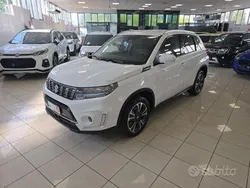 Bianco Usata 2020 Suzuki Vitara SUV | 18.900 € (Buon prezzo)