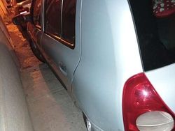 Grigio Usata 2004 Renault Clio Monovolume | 3000 €