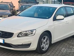 Bianco Usata 2016 Volvo V60 Summum Station wagon | 5990 € (Super prezzo)