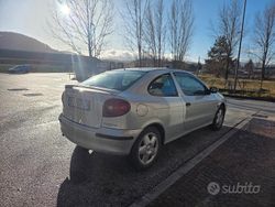 Grigio Usata 1999 Renault Mégane Coupé Coupé | 1800 €