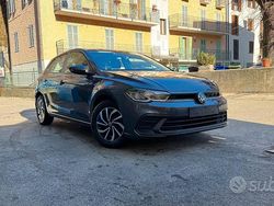 Grigio Usata 2022 VW Polo Tre volumi | 15.490 € (Ottimo prezzo)