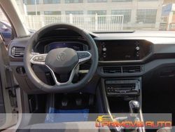 Bianco metallizzato Usata 2023 VW T-Cross Life SUV | 26.300 € (Molto cara)
