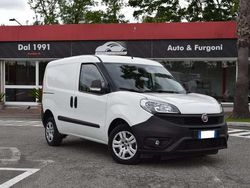 Bianco(met.) Usata 2020 Fiat Doblò Lounge Monovolume | 13.300 € (Buon prezzo)
