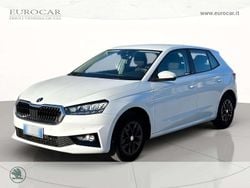 Bianco luna metallizzato Usata 2024 Skoda Fabia Tre volumi | 15.900 € (Buon prezzo)