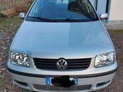 Usata 2000 VW Polo Comfortline Tre volumi | 2500 € (Buon prezzo)