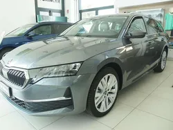 Grigio Nuova 2025 Skoda Octavia Style Station wagon | 32.900 € (Ottimo prezzo)
