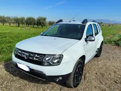 Usata 2013 Dacia Duster Lauréate SUV | 8900 € (Molto cara)