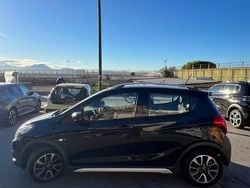 Nero Usata 2018 Opel Karl Rocks Due volumi | 7900 € (Buon prezzo)