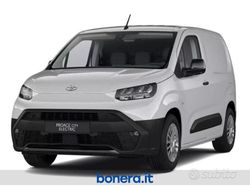 White solid Nuova 2025 Toyota Proace City Furgone | 26.300 € (Molto cara)