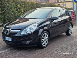 Nero Usata 2010 Opel Corsa Cosmo Tre volumi | 4200 € (Buon prezzo)