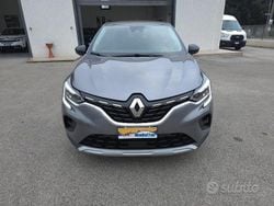 Grigio Usata 2020 Renault Captur Business SUV | 14.999 € (Buon prezzo)