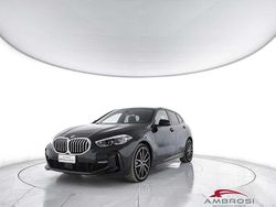 Black sapphire metallizzato Usata 2024 BMW 120 M Sport Due volumi | 39.000 €