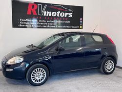 Blu Usata 2016 Fiat Punto Street Tre volumi | 3999 € (Ottimo prezzo)
