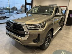 Grigio Nuova 2025 Toyota HiLux Executive Pick-up | 39.900 € (Buon prezzo)