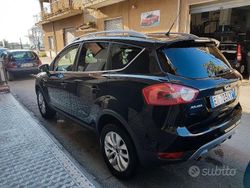 Usata 2013 Ford Kuga SUV | 8500 € (Buon prezzo)