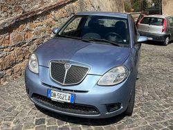Blu/azzurro Usata 2008 Lancia Ypsilon Due volumi | 3000 € (Ottimo prezzo)