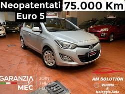 Grigio Usata 2013 Hyundai i20 Tre volumi | 5950 € (Buon prezzo)