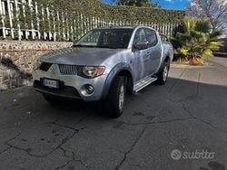 Grigio Usata 2006 Mitsubishi L200 Pick-up | 21.500 €