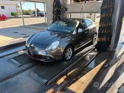Usata 2013 Alfa Romeo Giulietta Distinctive Due volumi | 8500 € (Cara)