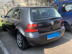 Usata 2002 VW Golf Monovolume | 1500 € (Buon prezzo)
