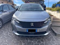 Grigio Usata 2022 Peugeot 3008 Allure SUV | 19.999 € (Buon prezzo)