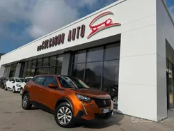 Arancione Usata 2020 Peugeot 2008 Active SUV | 17.800 € (Buon prezzo)