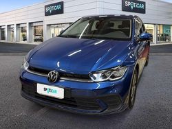 Blu/azzurro Usata 2022 VW Polo Tre volumi | 16.250 € (Buon prezzo)