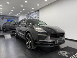 Nero Usata 2022 Porsche Macan SUV | 66.900 € (Cara)