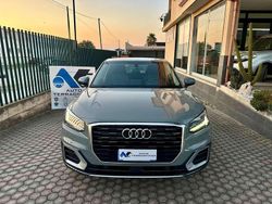 Grigio Usata 2018 Audi Q2 Business SUV | 21.500 € (Molto cara)