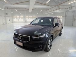 Nero Usata 2020 Volvo XC40 Business Edition SUV | 19.150 € (Buon prezzo)