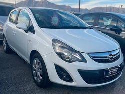 Bianco Usata 2014 Opel Corsa Edition Tre volumi | 6500 € (Molto cara)
