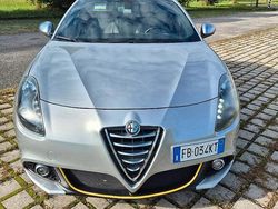 Usata 2015 Alfa Romeo Giulietta Distinctive Due volumi | 8200 € (Buon prezzo)