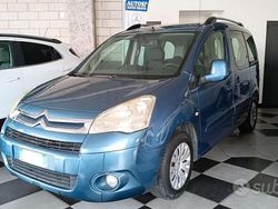 Blu Usata 2009 Citroën Berlingo Monovolume | 4900 € (Molto cara)