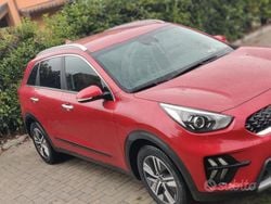 Rosso Usata 2021 Kia Niro Style SUV | 15.500 € (Ottimo prezzo)