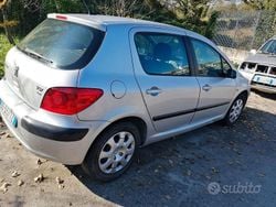 Grigio Usata 2006 Peugeot 307 Tre volumi | 1000 € (Ottimo prezzo)