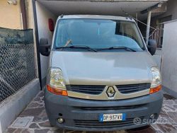 Verde Usata 2010 Renault Master Furgone | 10.500 €