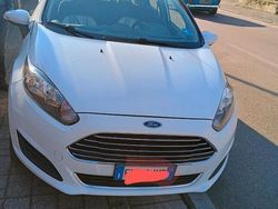 Bianco Usata 2013 Ford Fiesta Due volumi | 5000 €