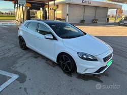 Bianco Usata 2014 Volvo V40 R-Design Tre volumi | 7300 €