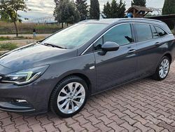 Grigio Usata 2016 Opel Astra Innovation Station wagon | 5900 € (Buon prezzo)