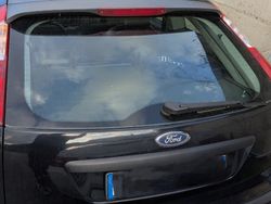 Nero Usata 2005 Ford Focus Coupé | 3000 €