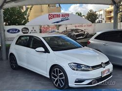 Bianco Usata 2017 VW Golf VII Highline Tre volumi | 13.500 € (Buon prezzo)