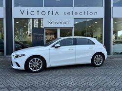 Bianco Usata 2020 Mercedes A180 Tre volumi | 24.800 € (Cara)