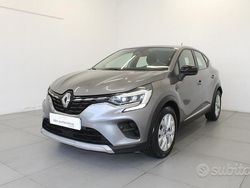 Grigio Usata 2021 Renault Captur Intens SUV | 13.900 € (Buon prezzo)