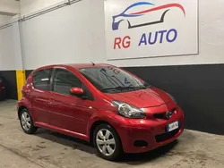 Rosso Usata 2010 Toyota Aygo Edition Due volumi | 3300 € (Buon prezzo)