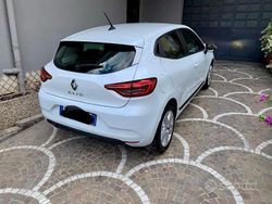 Bianco Usata 2022 Renault Clio V Business Tre volumi | 11.500 € (Ottimo prezzo)