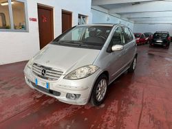 Argento Usata 2005 Mercedes A150 Avantgarde Tre volumi | 1950 € (Super prezzo)