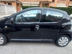 Nero Usata 2013 Toyota Aygo Due volumi | 4750 € (Ottimo prezzo)