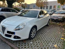 Usata 2012 Alfa Romeo Giulietta Tre volumi | 6500 € (Buon prezzo)
