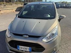 Oro Usata 2012 Ford B-MAX Monovolume | 5500 € (Buon prezzo)