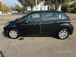 Nero Usata 2012 Peugeot 208 Active Due volumi | 4800 € (Ottimo prezzo)